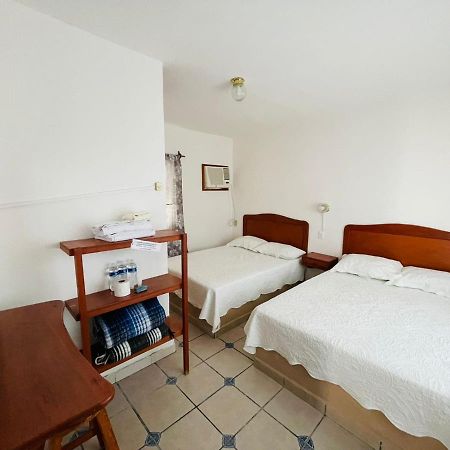 סיודד ואייס Hotel Moreno מראה חיצוני תמונה