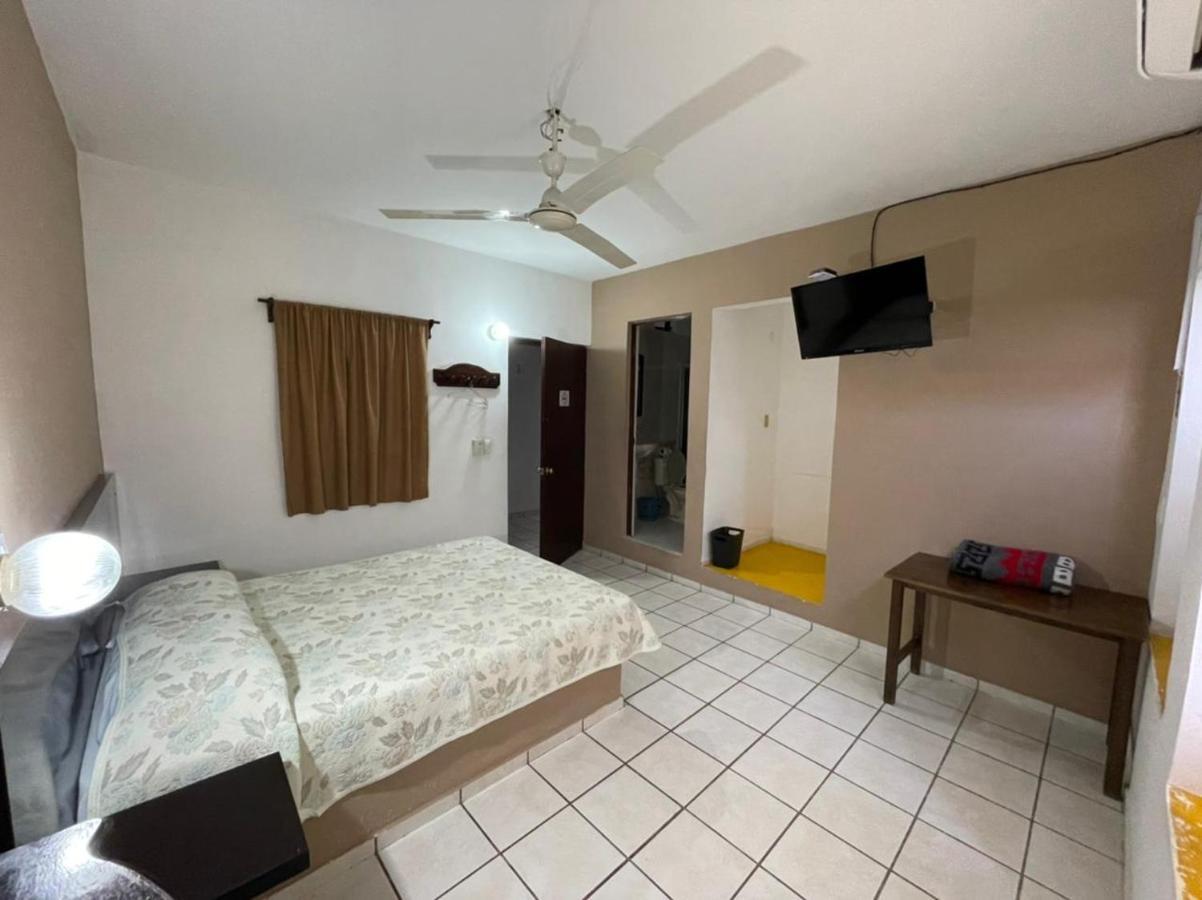 סיודד ואייס Hotel Moreno מראה חיצוני תמונה