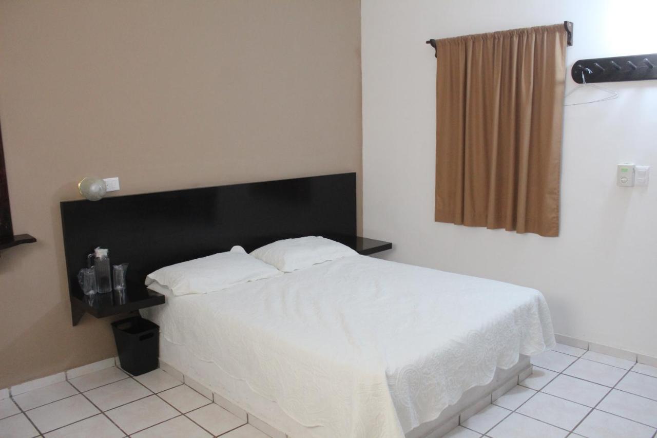 סיודד ואייס Hotel Moreno מראה חיצוני תמונה