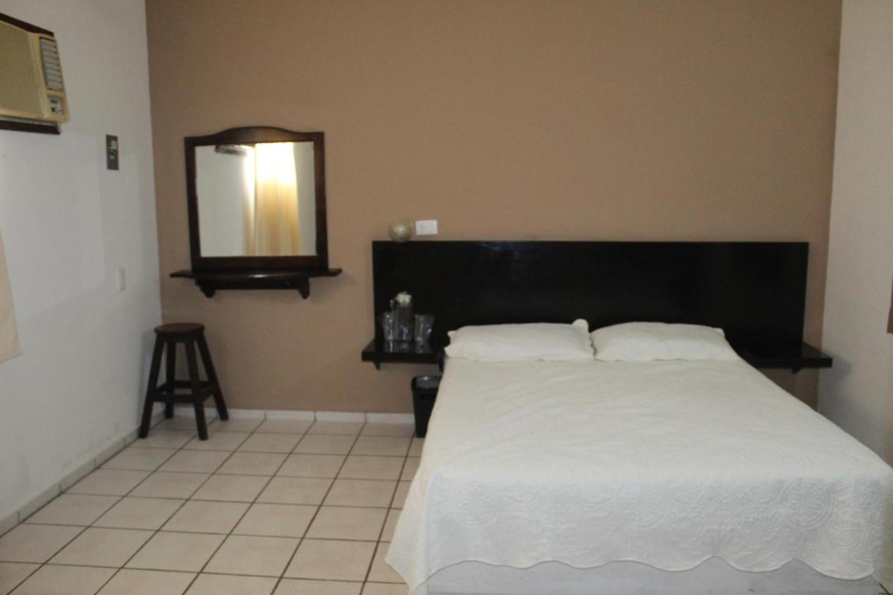 סיודד ואייס Hotel Moreno מראה חיצוני תמונה